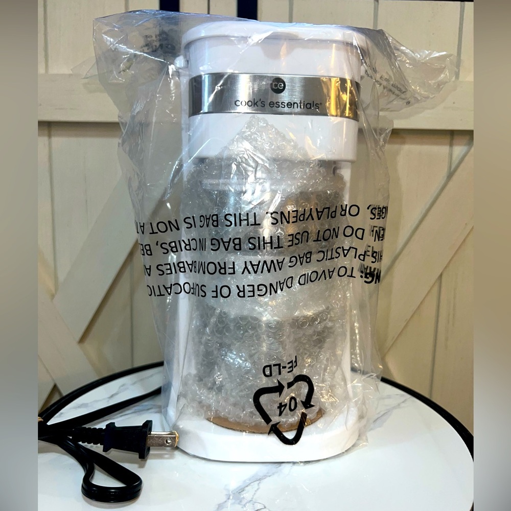 New Cooks Essentials White Coffee Pot & Matching Coffee Cup